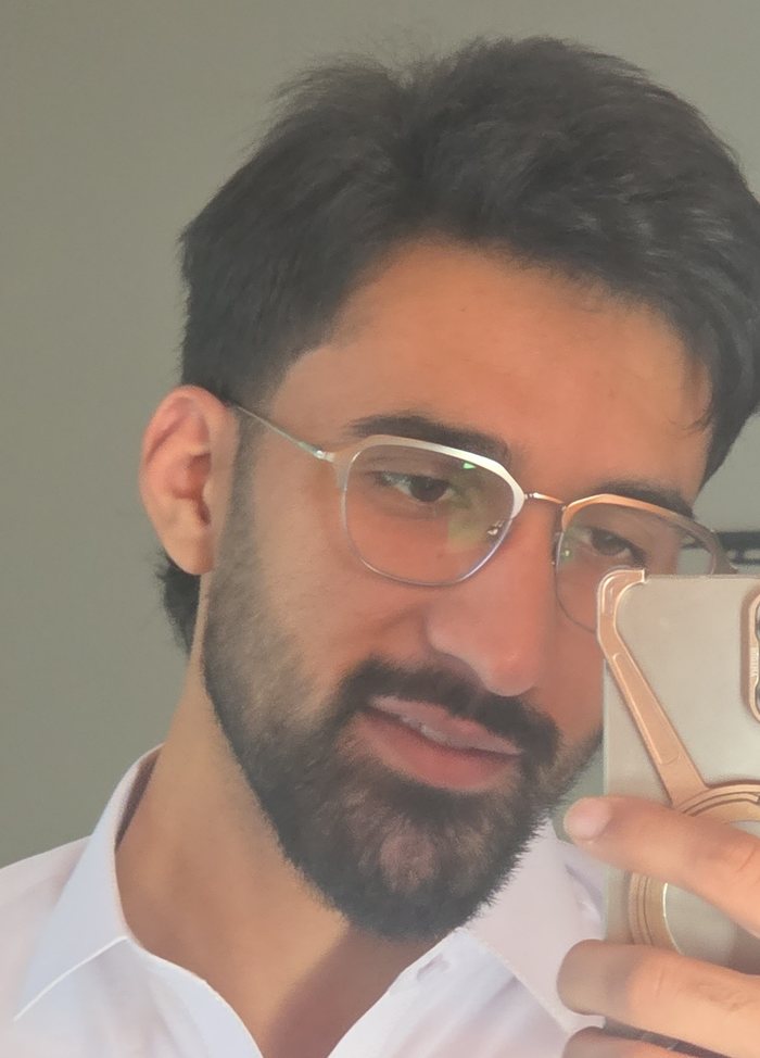 Portrait of Hamid Saboor Basirat